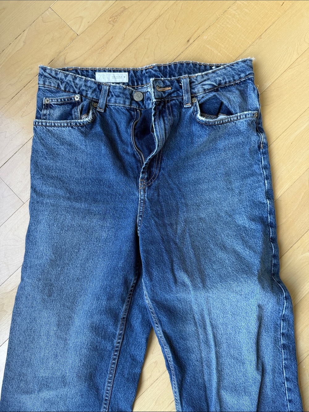 Zara Women's Relaxed Blue Denim Jeans